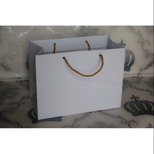 

paperbag polos white glossy