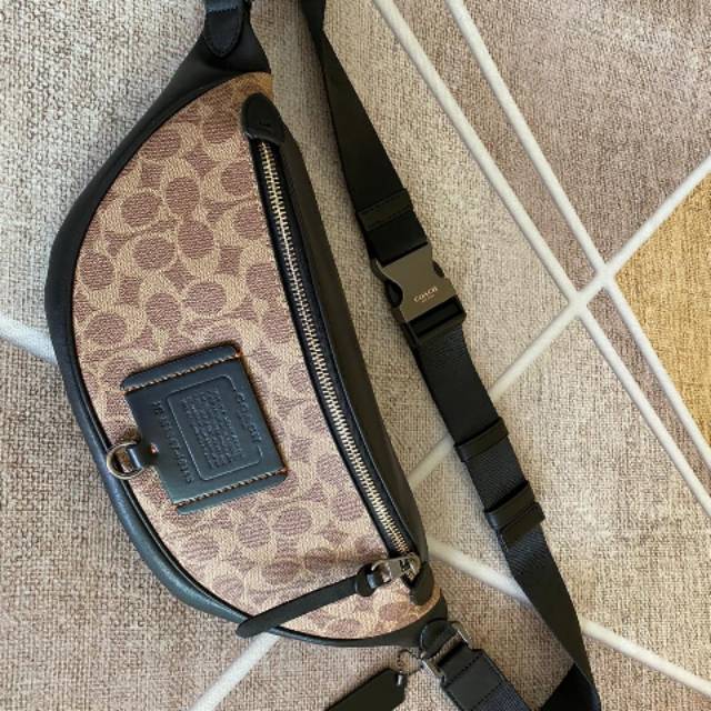 CoachRivington Belt Bag