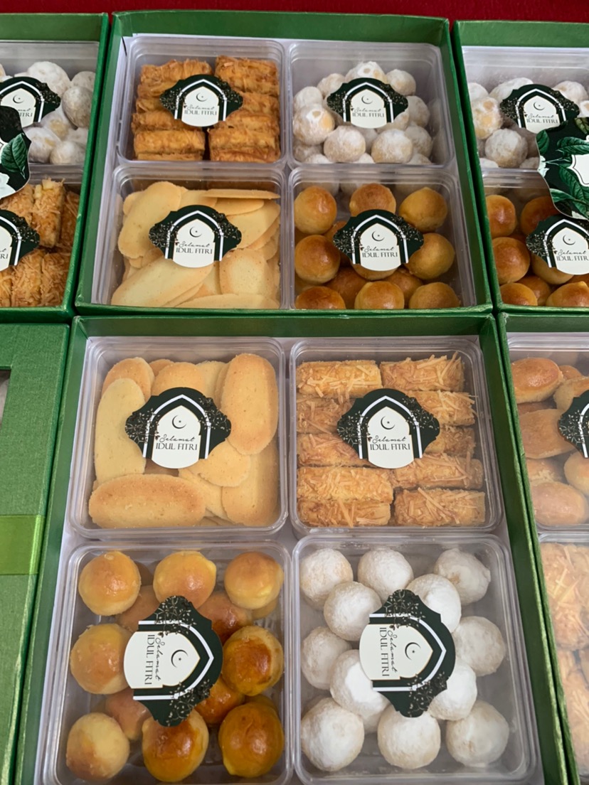 Stiker Toples Kue Lebaran Idul Fitri Free Input Logo