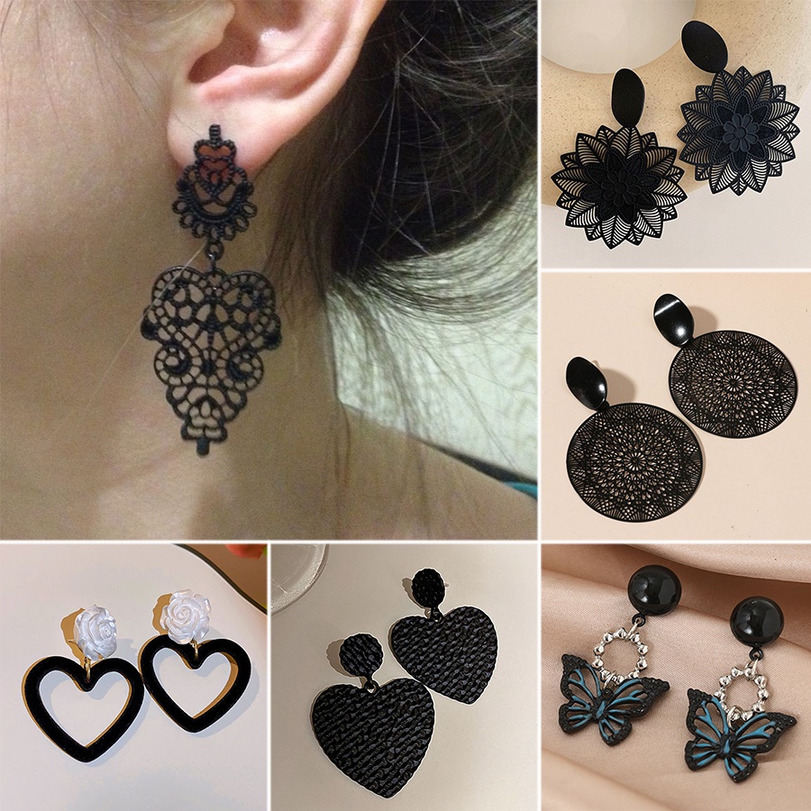 Anting Tusuk Desain Bunga / Daun Hollow Warna Hitam Untuk Wanita