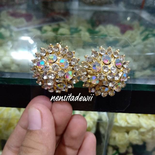 Giwang / Anting Pengantin Mewah