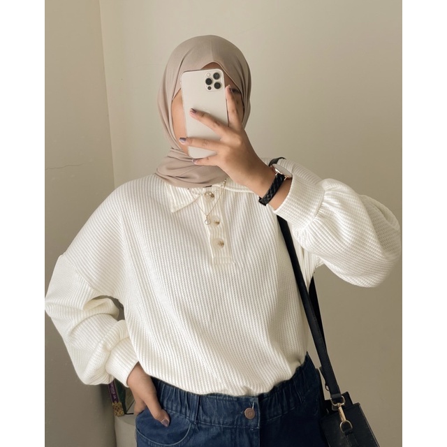 HIZA - Elora Waffel Blouse Basic | Blouse Wanita