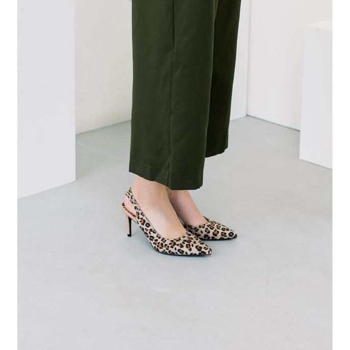 leopard print slingback
