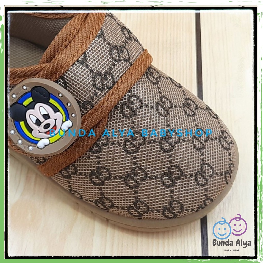 Sepatu Anak Laki Laki IMPORT Usia 6 Sampai 18 Bulan Lentur - Sepatu Anak Cowok Elastis COKLAT Bunyi Toet Alas Karet Anti Licin Sepatu Bayi Import