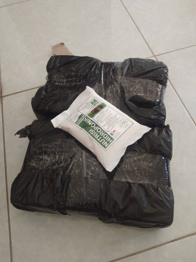Rockwool 1/4 Slab (25 X 15 X 7.5 Cm)