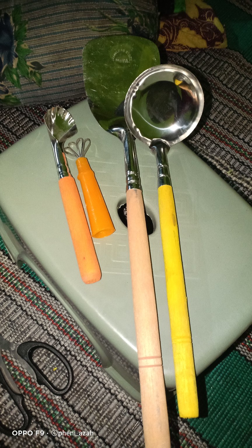 Sotil Stainless Gagang Kayu