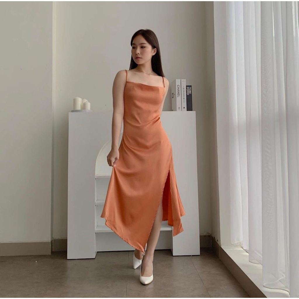 VELOVE SATIN DRESS KOREA BODYCON FIT TANGERINE ORANGE ( WITH FLARE BOTTOM ) - MIDI DRESS KONDANGAN TANGERINE - DRESS PESTA SEXY - SERAGAM BRIDESMAID DRESS SATIN - GAUN WANITA - PRAWEDDING DRESS - PREWEDDING ELEGANT - HADIAH / KADO ULTAH CEWEK