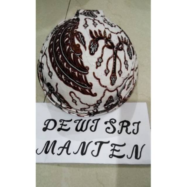 Blangkon solo anak putih