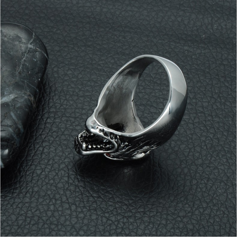 SEUSUK  Cincin Vintage Punk Desain Serigala Bahan Stainless Steel Warna Silver untuk Pria