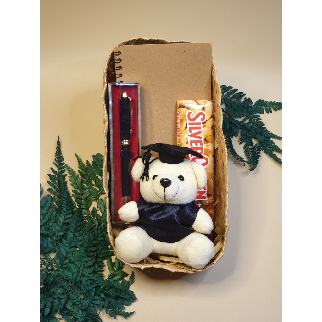 

kado wisuda hadiah sidang graduation gift boneka murah totebag my bottle tumbler FREE UCAPAN