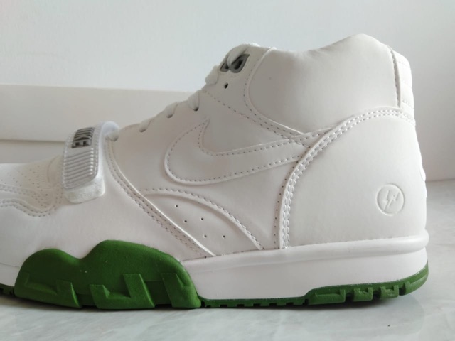 nike fragment trainer