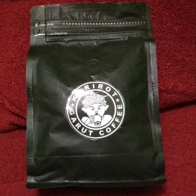 

Karirot kopi garutan , sedia wine, full wash, natural. 250g, Rp. 85.000 - 110.000