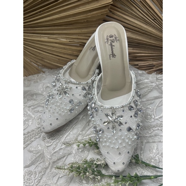 sepatu wanita pesta rafaizoutfit Putih 3cm kaca