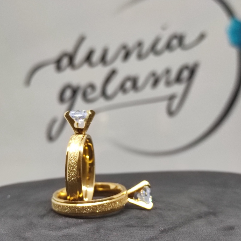 Cincin Titanium Gold Pasir / Cincin Pria Wanita Anak Couple Tunangan Nikah / DIAMGOLD-PASIR