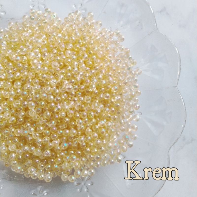 Mote Manik Mutiara Bulat 4 mm - 10 Gram