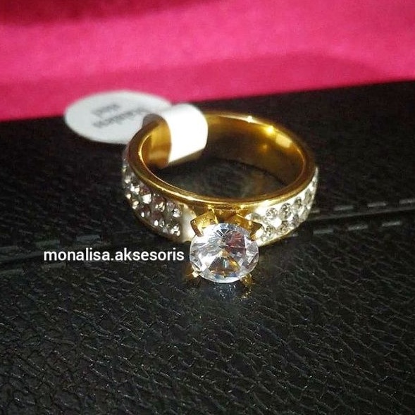 Cincin Permata Berlian Titanium untuk Wanita Fashion