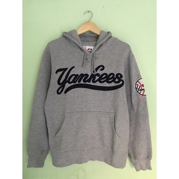Majestic Yankees Hoodie