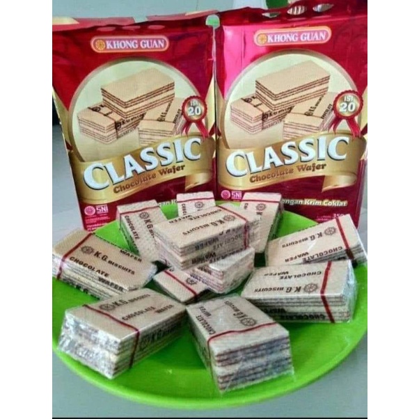 

KHONG GUAN CLASSIS CHOCOLATE WAFER 350 GR