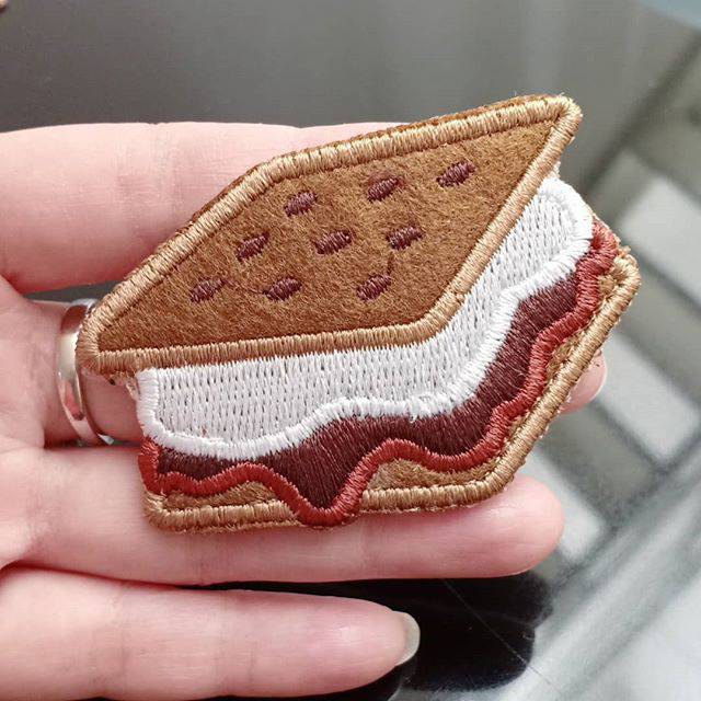 Patch bordir biscuit/patch baju/bordir tempel