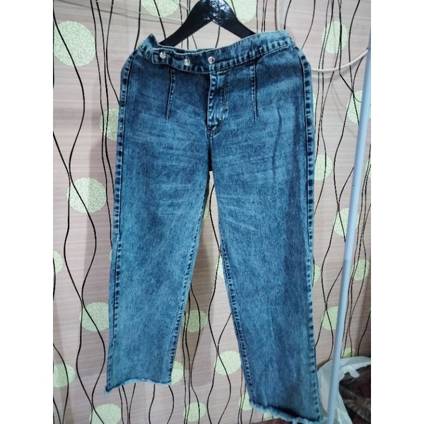 sale sisa stok murah