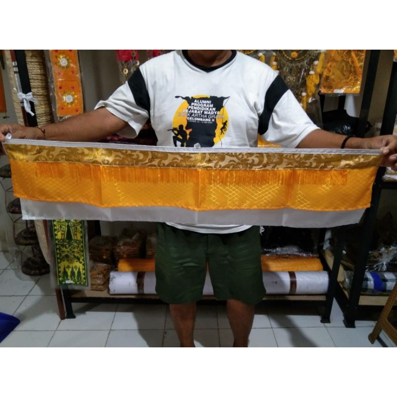 Wastra Pelangkiran Putih kuning random