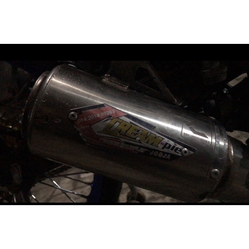 knalpot creampie cr93