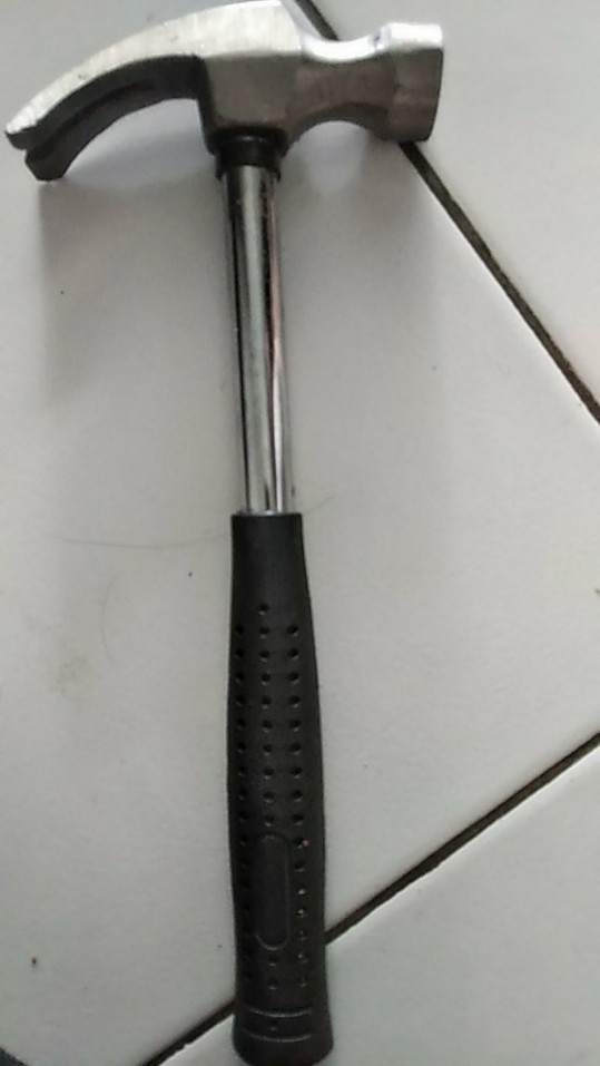 Palu Kambing Besi Claw Hammer  8 Oz Lokal Gagang Lapis Karet Termurah Berkualitas