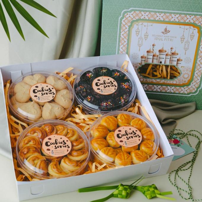 

COOKIES PARCEL HAMPER HAMPERS PARSEL KUE KERING LEBARAN IDUL FITRI XCD521XS