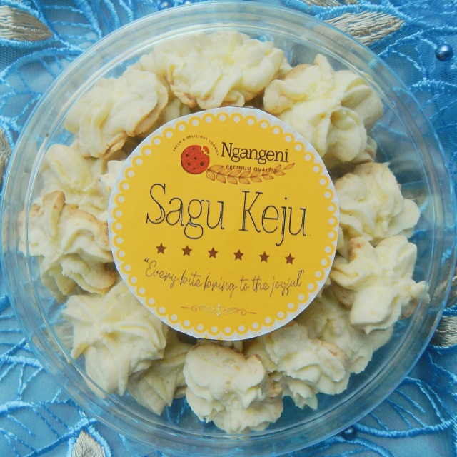 

Kue Kering Sagu Keju (Ngangeni Cookies)