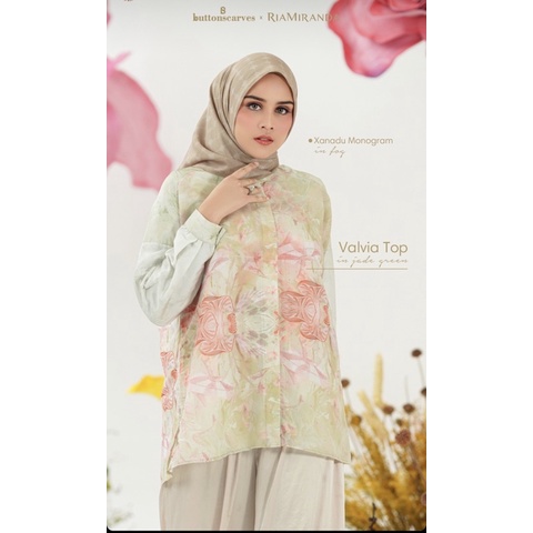 READY NEW Valvia Top Buttonscavers x Riamiranda