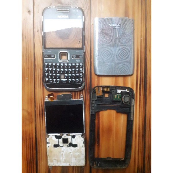 casing kesing Nokia E72