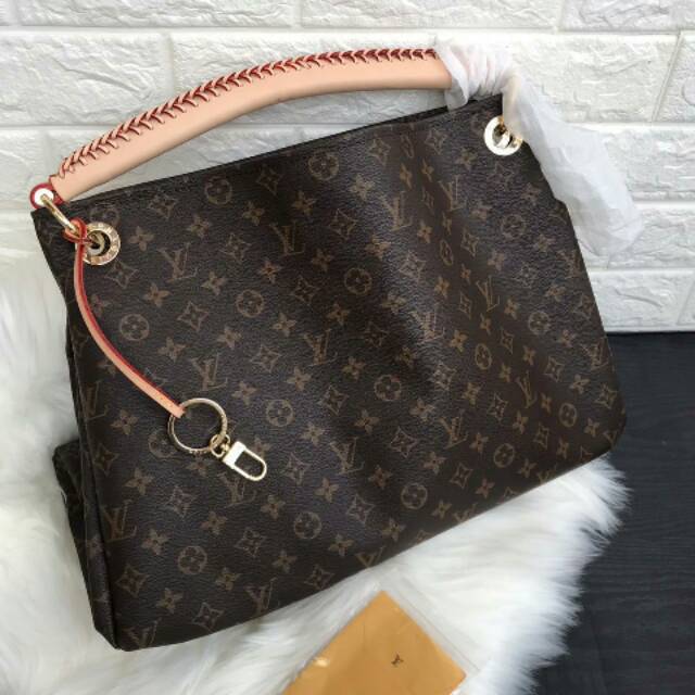 

LV ARSY MONO SERAP AIR AD NO SERI