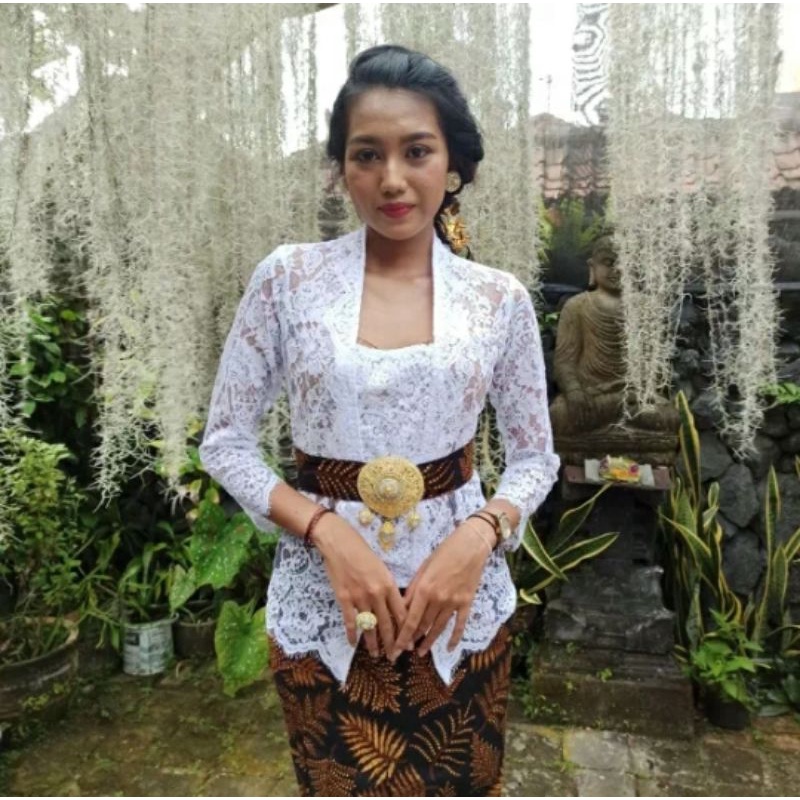 Kebaya Wisuda brokat modern Kebaya burkat warna putih UKURAN ONE SIZE S FIT TO L