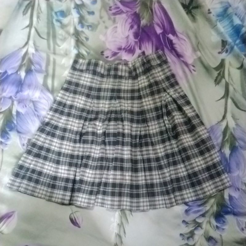 Rok Sekolah Kotak / School Girl Mini Skirt
