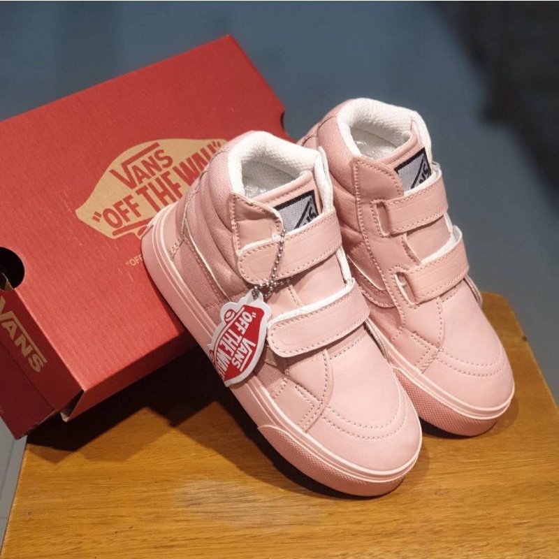 SEPATU ANAK PEREMPUAN TRENDY FULL PEACH KEREN