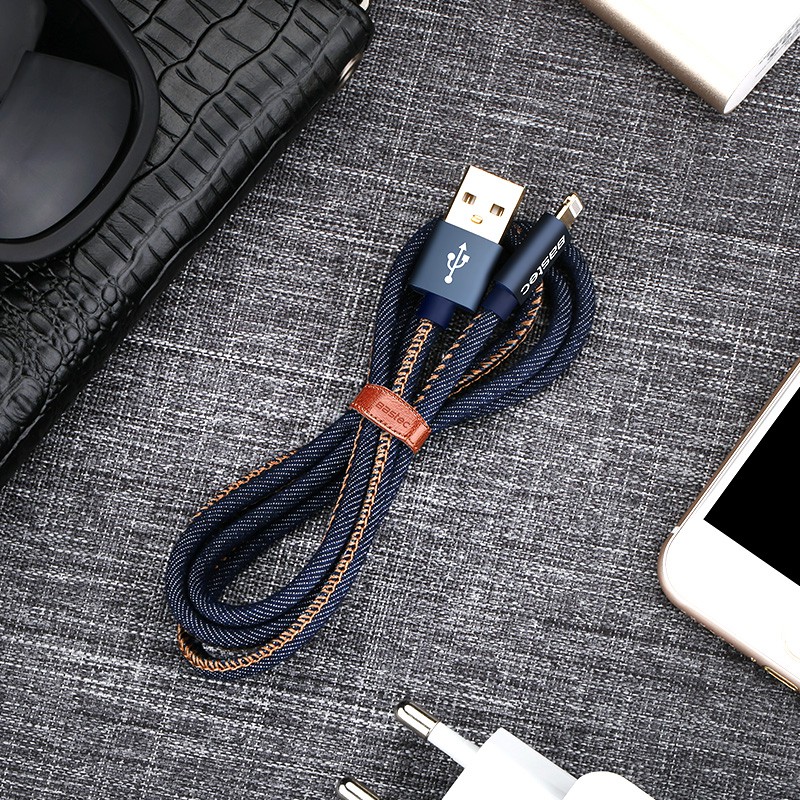 Bastec Kabel Charger Lightning Leather 1.2 Meter - Black