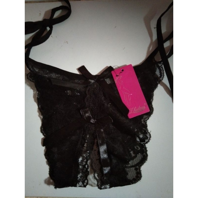 Celana dalam g string belah tengah tali samping
