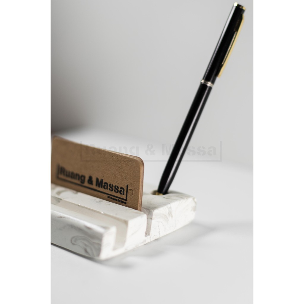 

TEMPAT PENCIL DAN KARTU NAMA STATIONARI KANTOR - EASTON R&M