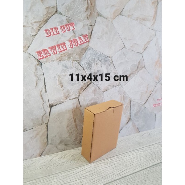 

Kardus Box uk. 11x4x15 cm Kotak Karton Die Cut