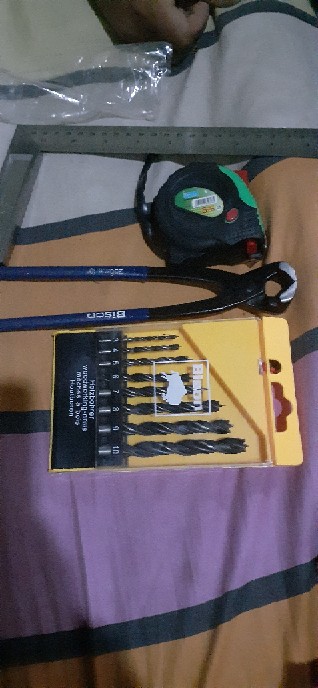 Tang Kakaktua Bison 10 / Gegep Catut Cabut Paku / Tower Pincher