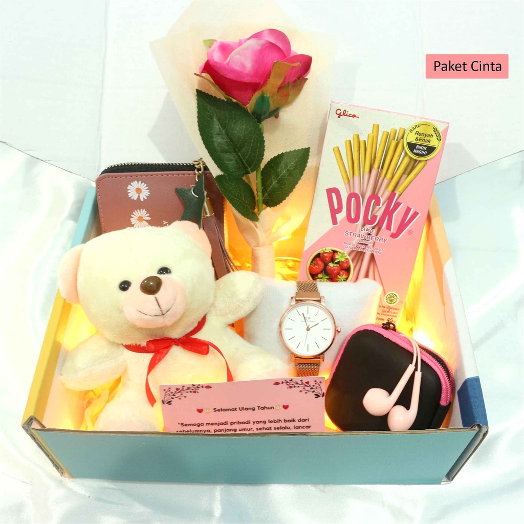 Kado Ulang Tahun Cewek Hadiah Pacar Ultah Kado Anniversary Valentine Birthday Hampers Hempers Aesthetic Estetik Wanita Sahabat Pasangan Paket Lucu Kekinian Ucapan Gift Box Boneka Coklat Buket Bunga Jam Tangan Gelang Buat Bestie Murah Snack Lebaran Giftbox