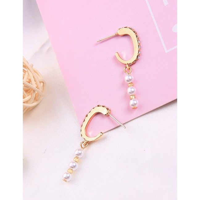 LRC Anting Tusuk Fashion Gold Diamond-shaped C-ring Pearl Stud Earrings D03274