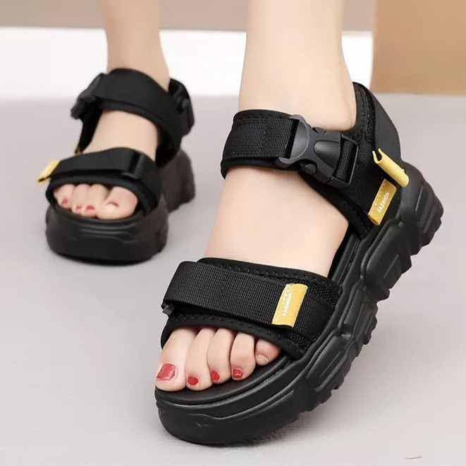 mdaffstore - BIG SALe 4.4 Sandal Gunung/Sendal Korea model Gunung Fashion Wanita Bayar ditempat