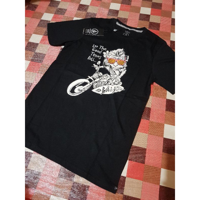 T-shirt kaos volcom Bali