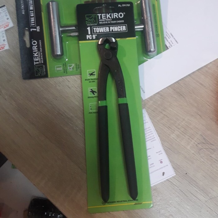 Tang Kakatua Gegep TEKIRO 9in Tang Gegep PL-TP1701 9 inch Tekiro Tower Pincer 9 in Tekiro tang Gegep