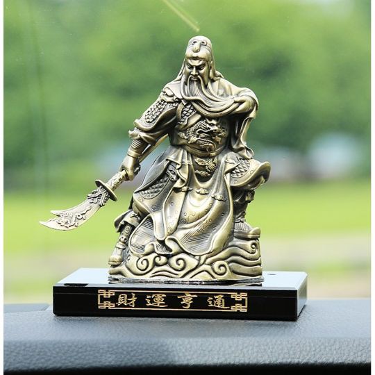 Patung Dewa Kwan Kong Model Logam /Pajangan Tempat Parfum MobiL