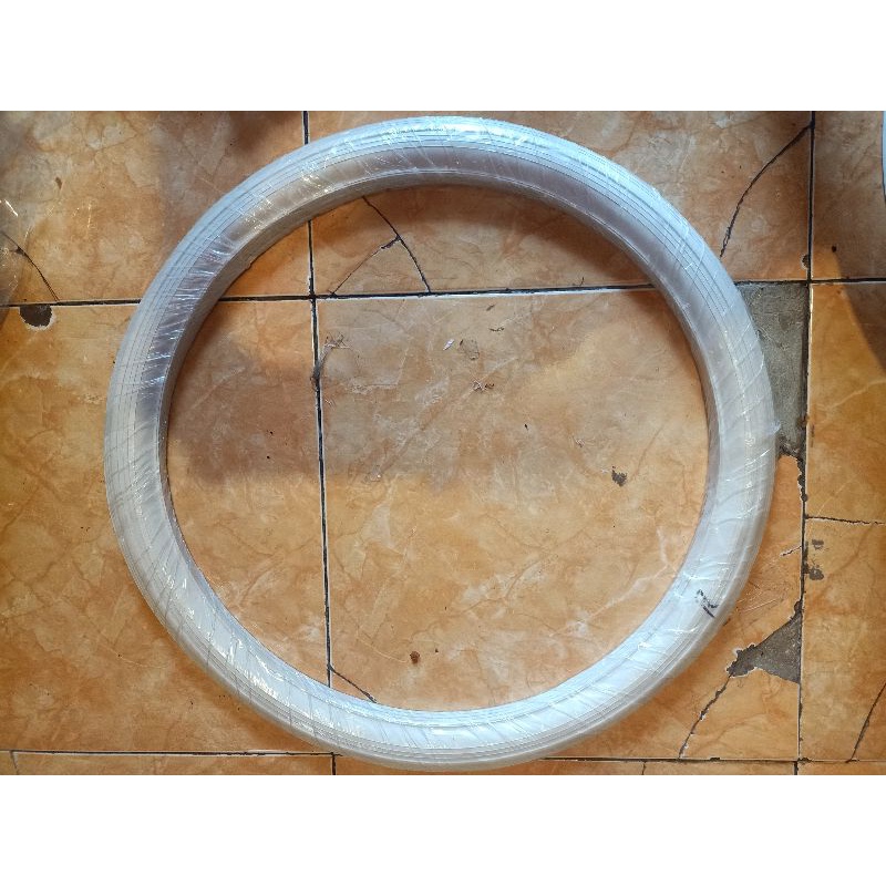 LIS BAN MOTOR WHITE WALL RING 16, R17, R18