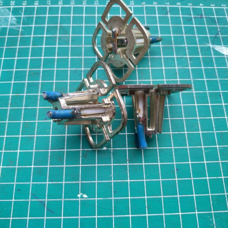 Part bekas antena sectoral bts khaterin model j