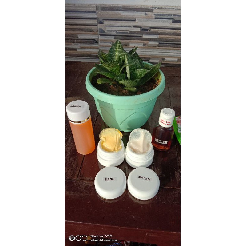 HN original 15g