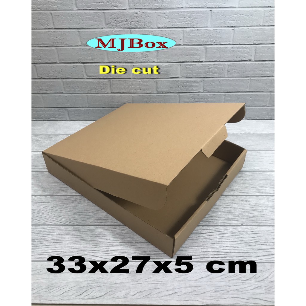 

Kardus Uk. 27x33x5 cm....Die cut